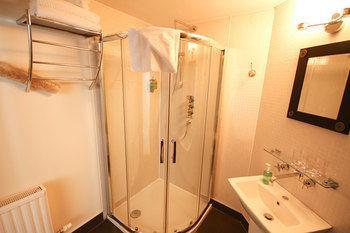 Hotel Quinlan & Cooke Boutique Townhouse Cahersiveen Esterno foto